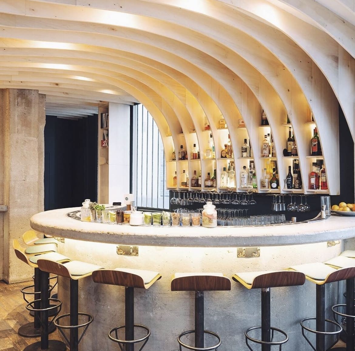 Gravity Bar