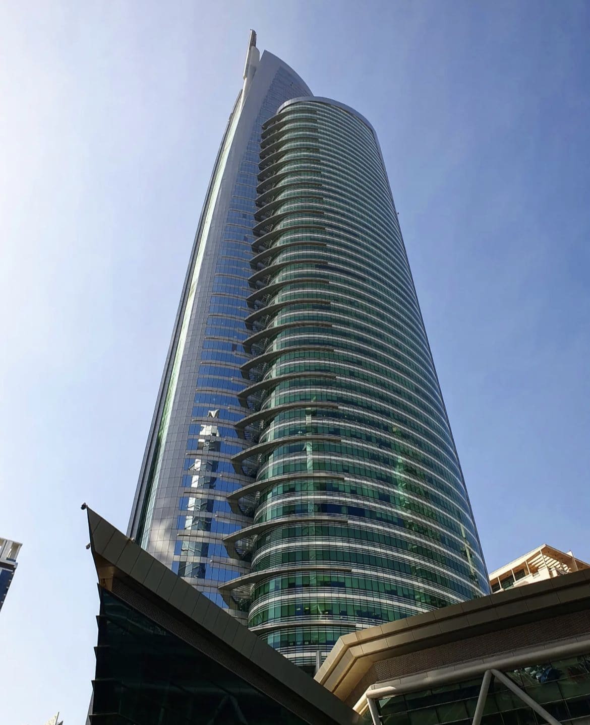Almas Tower