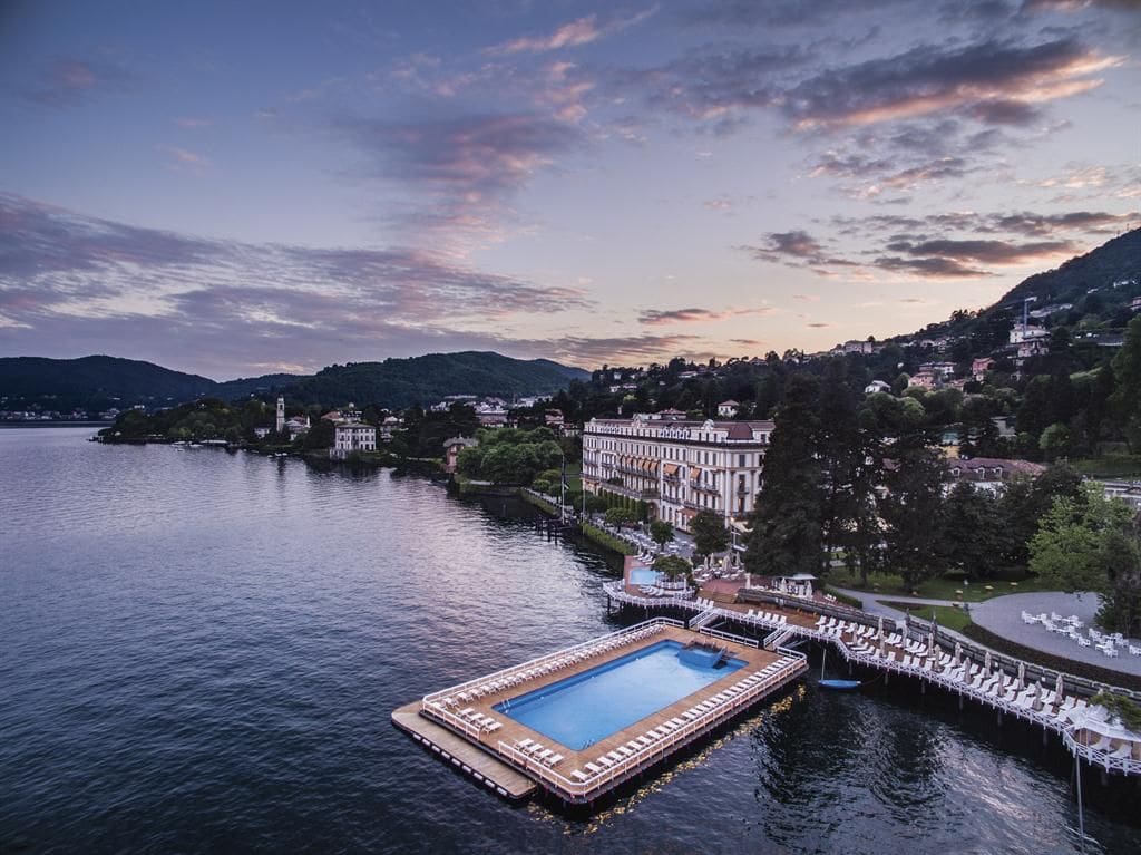 12 Incredible Hotel Swimming Pools Around The World