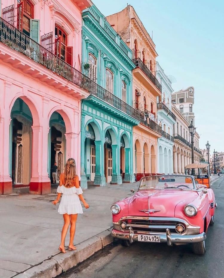 Colourful buildings and old-school cars in Havana, Cuba - The 15 Best Islands In The Caribbean