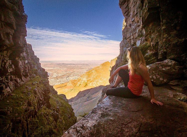 A hiker enjoying the view over Patteklip Gorge