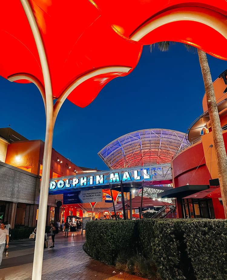 Dolphin Mall, Miami