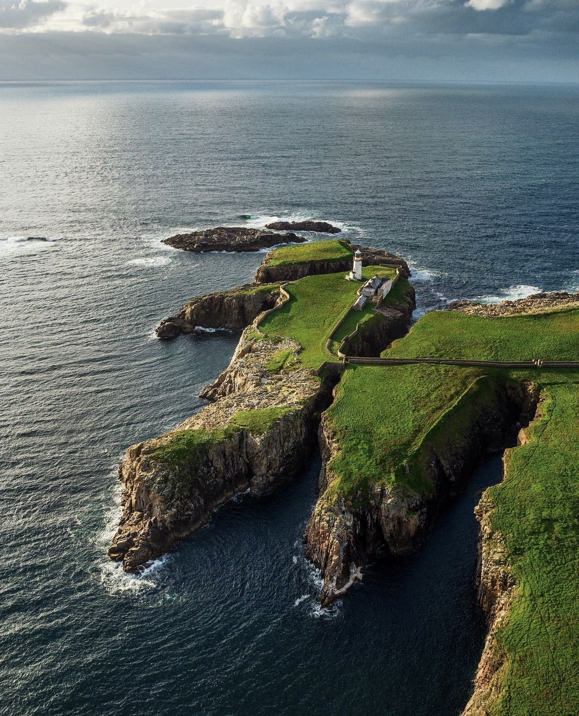 Rathlin O'Birne Lighthouse, Ireland
