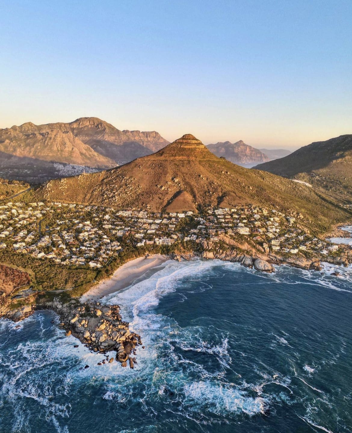 Views of Llandudno, Cape Town from a helictoper