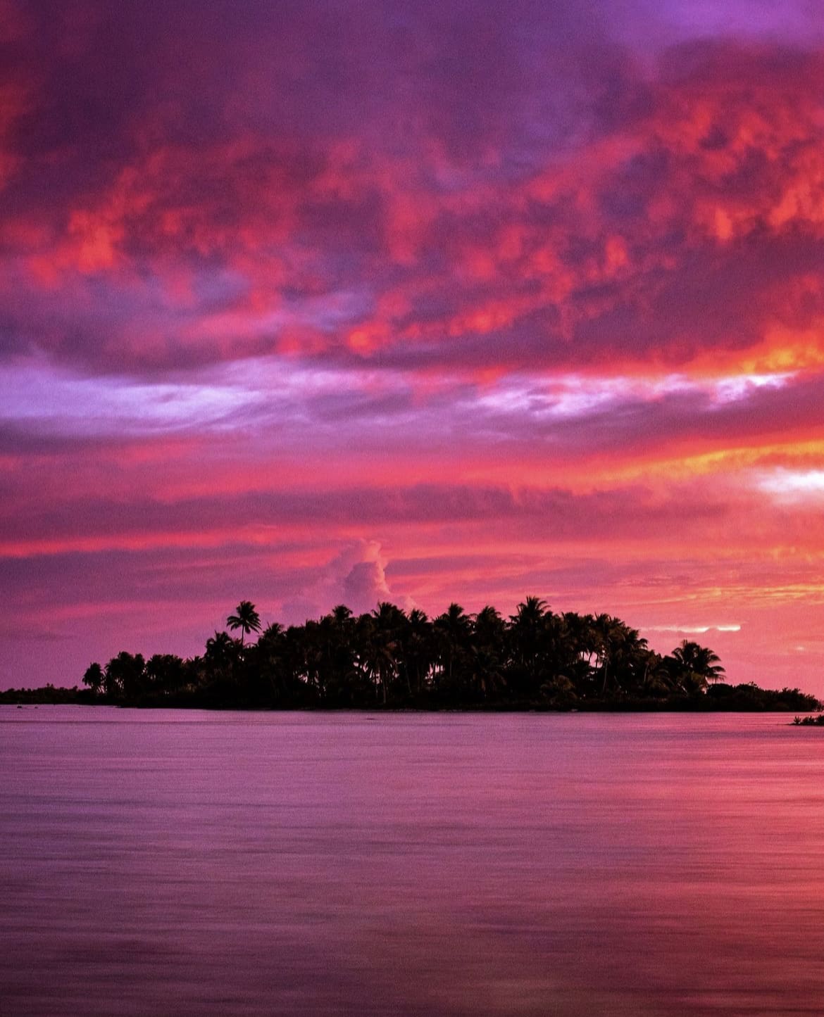 Sunrise in Tahiti - best polynesian islands